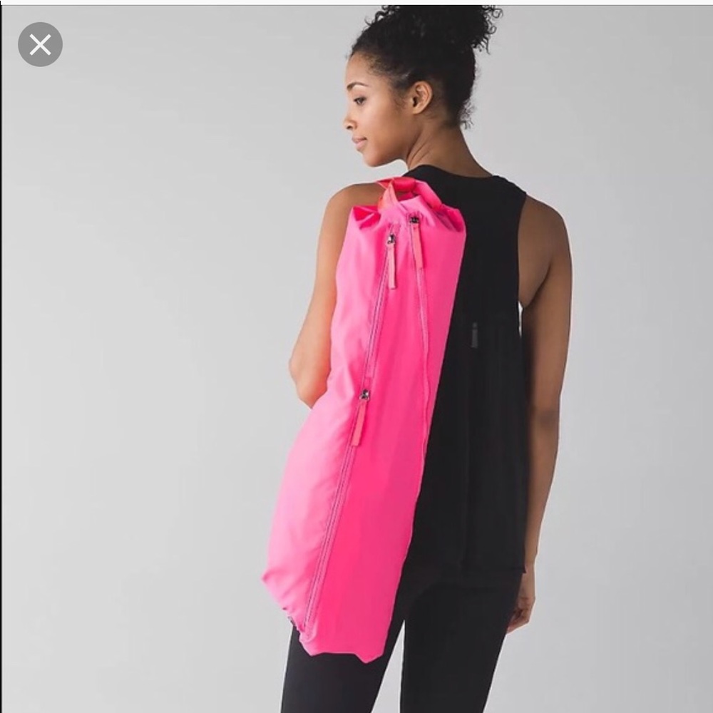 Lululemon the yoga bag NWOT hot pink yoga bag